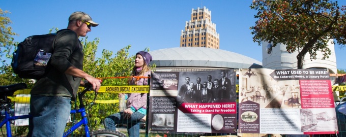 UB archaeological dig at the site of Cataract House in Niagara Falls in October 2017. Photographer: Meredith Forrest Kulwicki.