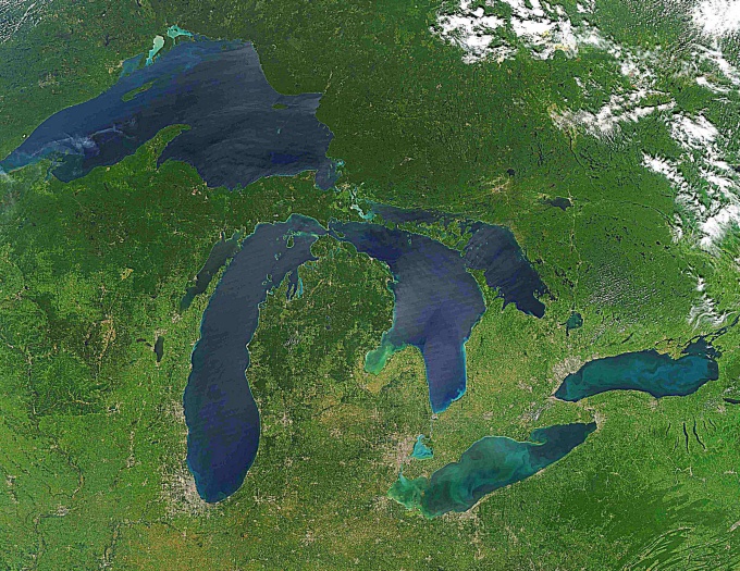 I"Great Lakes, No Clouds" image of North America's five Great Lakes courtesy of US NASA.