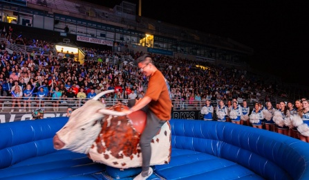 An energized crowd looked on in amazement as UB students did their best to stay on the mechanical bull during the Bulls Welcome Back Blast.