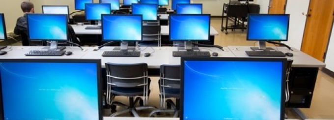 Business centers and computing labs are located on campus. 