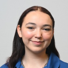 Headshot of Parapro Leah Deller.