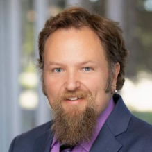 Headshot of Peter Smith.