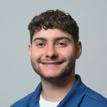 Headshot of Parapro Andrew Derysh.