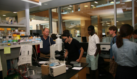 Students touring HWI.