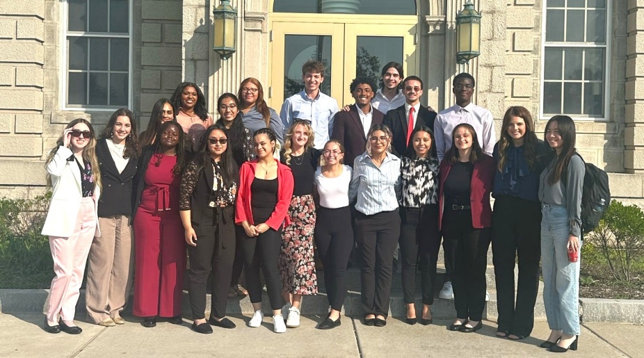 CLIMB UP 2024 participants in front of Hayes Hall.