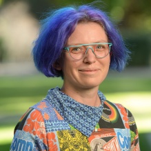 Headshot of Quinn Dombrowski.