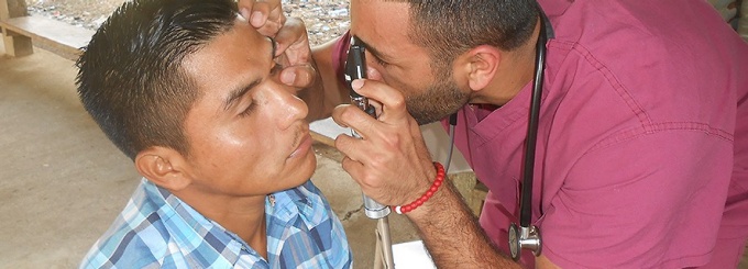 UB students on a medical mission trip to Panama.