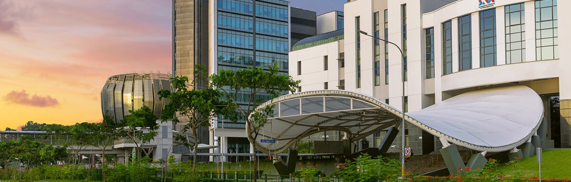 Photo of Singapore Institute of Management building. 