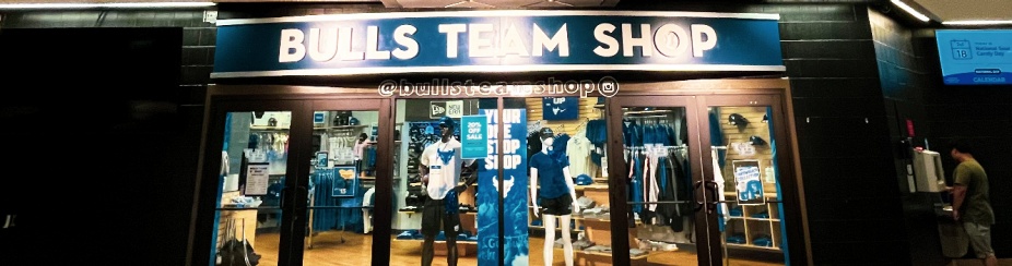 Bulls Team Shop store front. 