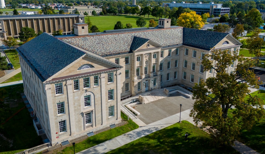 Aerial photo of Crosby Hall. 