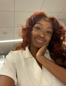 image of consultant.